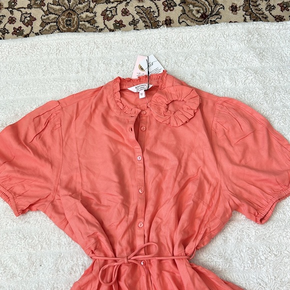 NWT  petites Miss Selfridge short sleeve mini dress with ruffle bottom - Picture 2 of 8